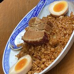 香港麺 新記 - 角煮チャーハン
