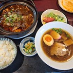 中華食房 石狩 - バイトの女の子の間違いで「このセットには唐揚げが含まれています」と説明されたのに……。