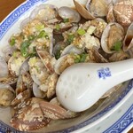 香港麺 新記 三宿本店 - アサリのニンニク蒸し