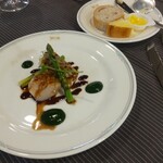 にっぽん丸 メインダイニング 瑞穂 - 洋食③魚(カジキ)、パン