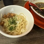 焼豚ラーメン弥太郎 - あえ玉　半玉サービス