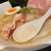 塩生姜らー麺専門店 MANNISH 淡路町本店