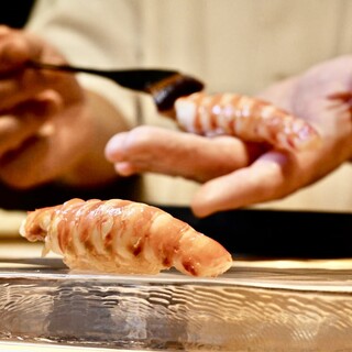 ヒカリモノ 鮨とツマミ_2