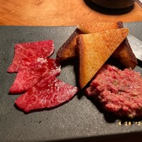 カルネジーオ イースト - 