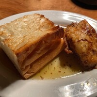 カルネジーオ イースト - 