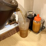 とんかつ そら - お冷やは黒烏龍茶