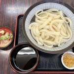 まるまうどん - 料理写真:湯だめ