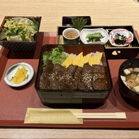 個室和食 肉割烹 吟次郎 品川駅前店 - 