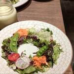 RACINES Boulangerie & Bistro - 