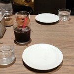 RACINES Boulangerie & Bistro - 