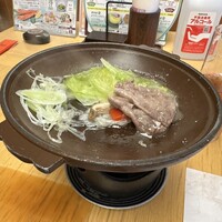 しゃぶしゃぶ・日本料理 木曽路 大宮店 - 陶板焼き(バターが隠し？味)