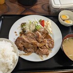 白龍ラーメン - 日替わり定食　850円　生姜焼き