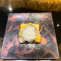 鉄板焼きWAGYU LIVERARY - 伊勢海老がアレルギーのため半分カットが一枚に変更になってます！（多分）