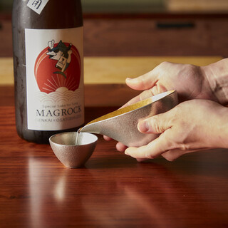 季節折々を楽しめる全国の日本酒をご賞味あれ。