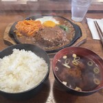 キッチン はせ家 - ハンバーグランチ（デミソース）