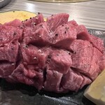 焼肉家けんちゃん - 厚切り牛生トロタンステーキ1280円