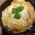 麺や ほり野 - カツ丼　タレも辛め