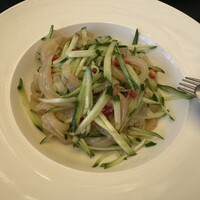 珞珈壹号 銀座店 - クラゲの冷菜