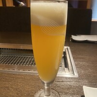 横浜焼肉kintan - 白いプレミアム生ビール白穂乃香