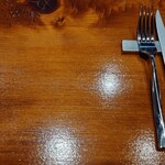 馳走西健一 - 肉用ナイフとフォーク