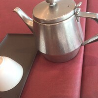 謝朋殿 幕張店 - 無料のお茶が付きます