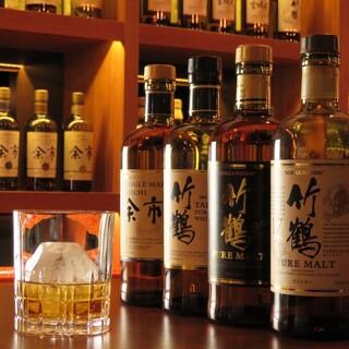 オリジナルクラフトビールで乾杯を◎豊富なウイスキーもご用意