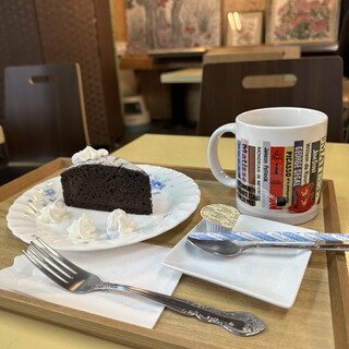 ブックカフェ 二十世紀_0