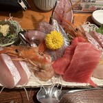 網元料理あさまる - ７種のお刺身盛り