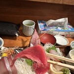 網元料理あさまる - 1切れが厚くて大きい