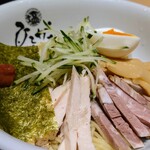 塩らーめん専門 ひるがお - 令和6年6月 営業時間(11:00〜22:00)
梅ジュレ冷やしつけ麺 税込1000円