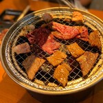 焼肉食べ放題 カルビ市場 - 
