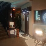 割烹 扇 - お店外観(地上階)