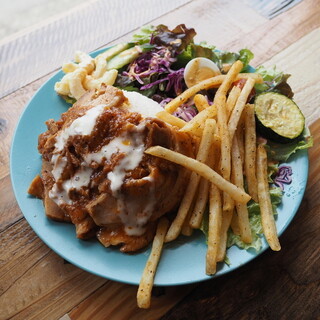 One Plate Kitchen Laid-Back_0