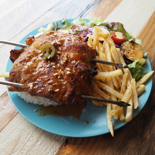 One Plate Kitchen Laid-Back_1