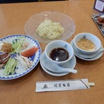 横浜中華街 北京飯店 - 麻醬冷麵の食べ方