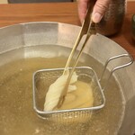 北新地しゃぶしゃぶすき焼き きらく - しゃぶしゃぶしたお鍋で作っていただけます。