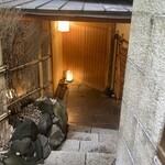 北新地しゃぶしゃぶすき焼き きらく - 入り口