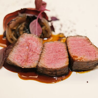 レストラン ローブ - ランチコース 10890円 の土佐あかうし 玉葱