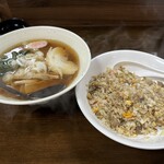 居酒屋ラーメン 絆 - 料理写真:料理