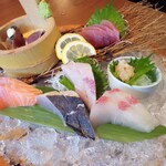 海鮮うまいもんや 浜海道  春日本店 - 桶盛り（２人前）