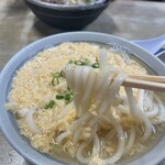 柳川 - うどんは細めのポチャっとしたタイプ。どちらかというと愛媛っぽい。