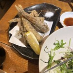 魚屋さんじゅうまる - メヒカリの唐揚げ