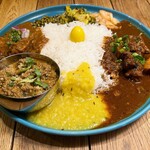 ハルダモンカレー - A + B + C  1800円