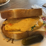TOM’S SANDWICH - 