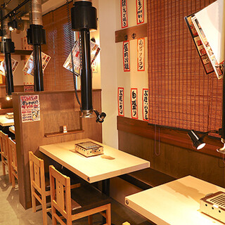 居心地の良い温かな雰囲気の空間。家族連れ・グループ利用に最適