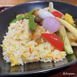 中国料理 神龍 - アスパラ肉巻きのせチャーハン