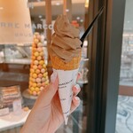 ピエール マルコリーニ グランスタ東京店 - ソフトショコラ　コーン（税込648円）