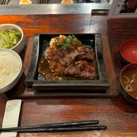 鉄板ダイニング 哲 - セット全景