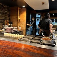 鉄板ダイニング 哲 - 店内