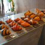 CROISSANT TIMES - 